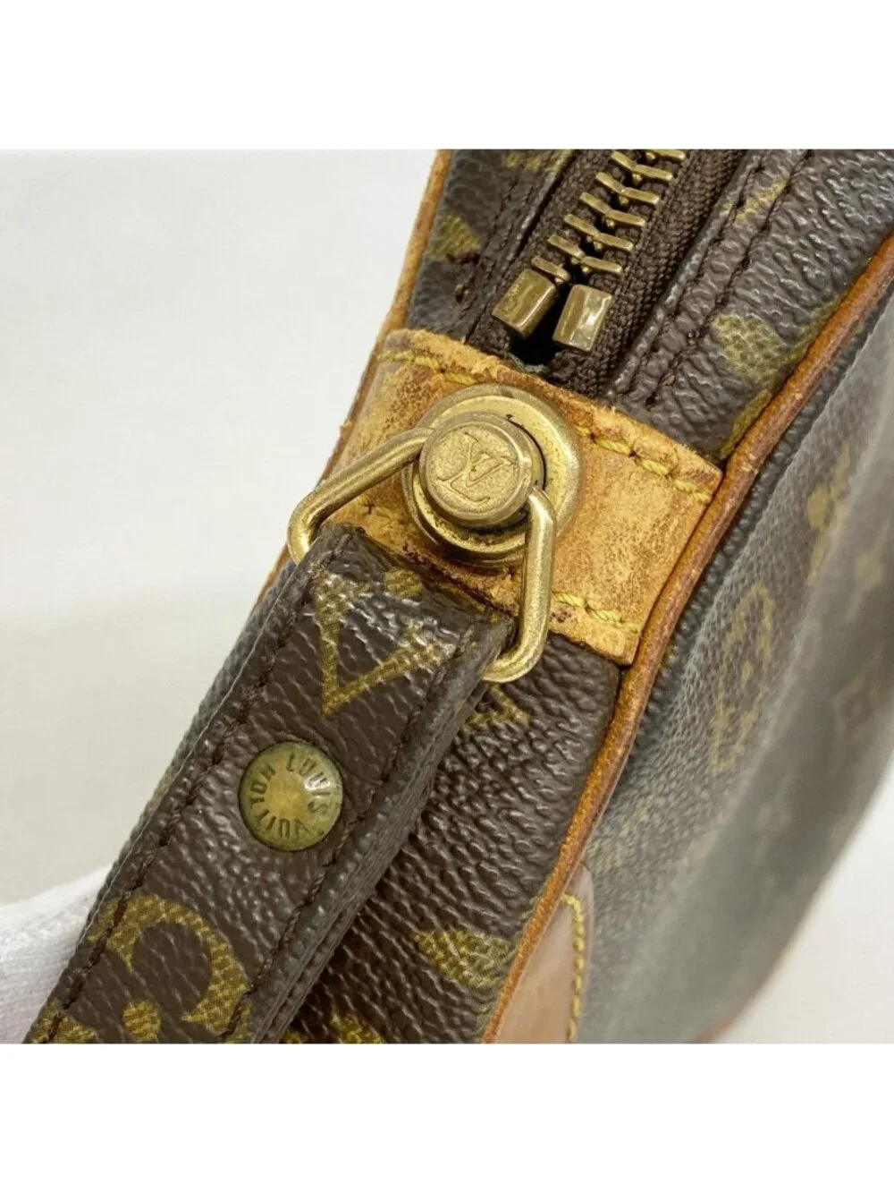 Louis Vuitton Clutch Monogram Marly Dragonne PM Brown